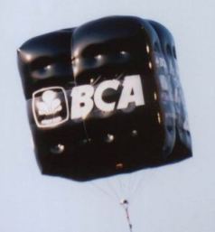 Jual balon udara kotak, jual balon udara square, sewa balon hidrogen kotak, sewa balon square hidrogen, rental balon helium kotak, rental balloon square isi gas helium. Balon udara kotak di sentul, balon hidrogen square di bogor cibubur,