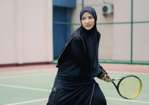 materi tenis kursus les bagi ibu ibu pemula. Panggil sewa pelatih tenis di Bogor. Guru tenis panggilan di Bogor depok sentul