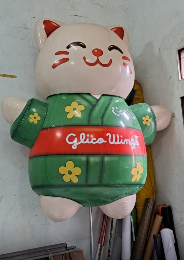 Pabrik Balon karakter kucing. Promosikan produk atau Brand Anda dengan balon karakter apa aja. Kontak kami untuk buat balon karakter...