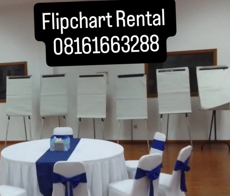 Rental flipchart magnetik dengan penjepit kertas standar untuk workshop kreatif.