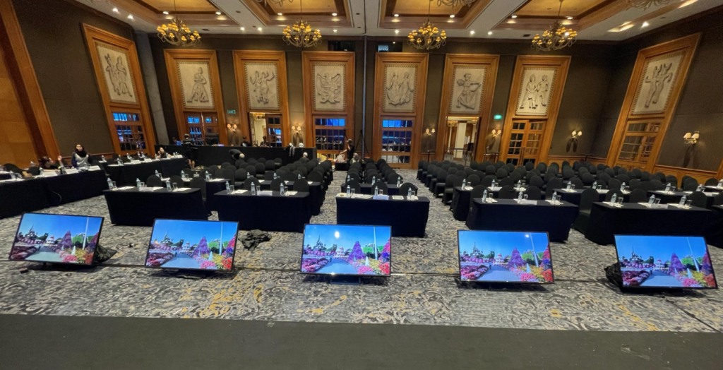Ayo sewa Matador Monitor TV untuk rapat, seminar, dan konferensi.